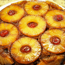 карамелизованный пирог с ананасами
